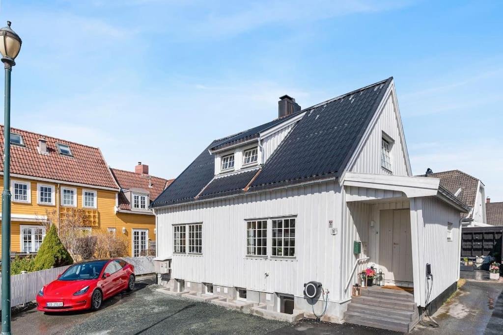Leilighet I Bakklandet Med Parkering Og Hage